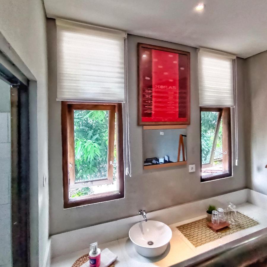 Sabi Guest House - Strategic Family -Married Couples Only- Hostel In Prawirotaman Yogyakarta Exterior foto