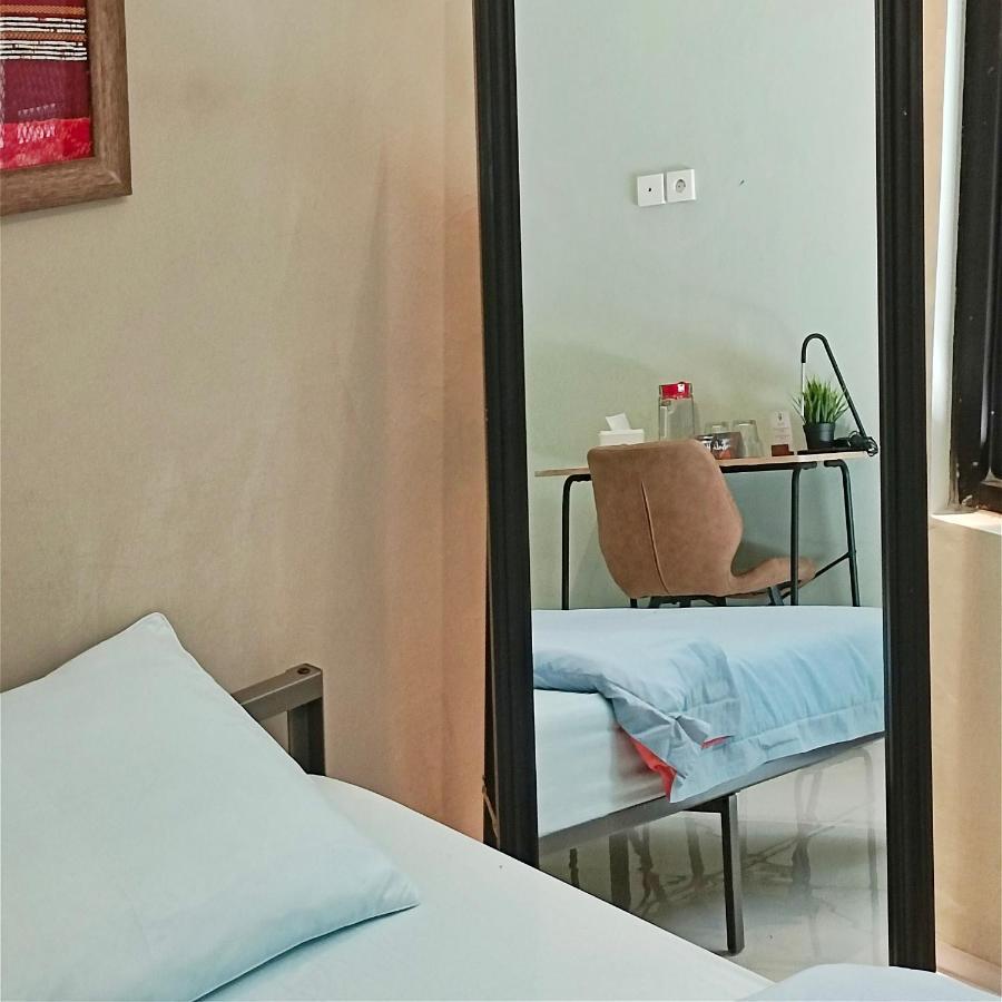 Sabi Guest House - Strategic Family -Married Couples Only- Hostel In Prawirotaman Yogyakarta Exterior foto