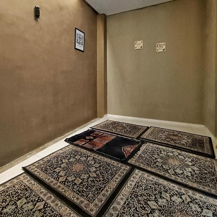 Sabi Guest House - Strategic Family -Married Couples Only- Hostel In Prawirotaman Yogyakarta Exterior foto